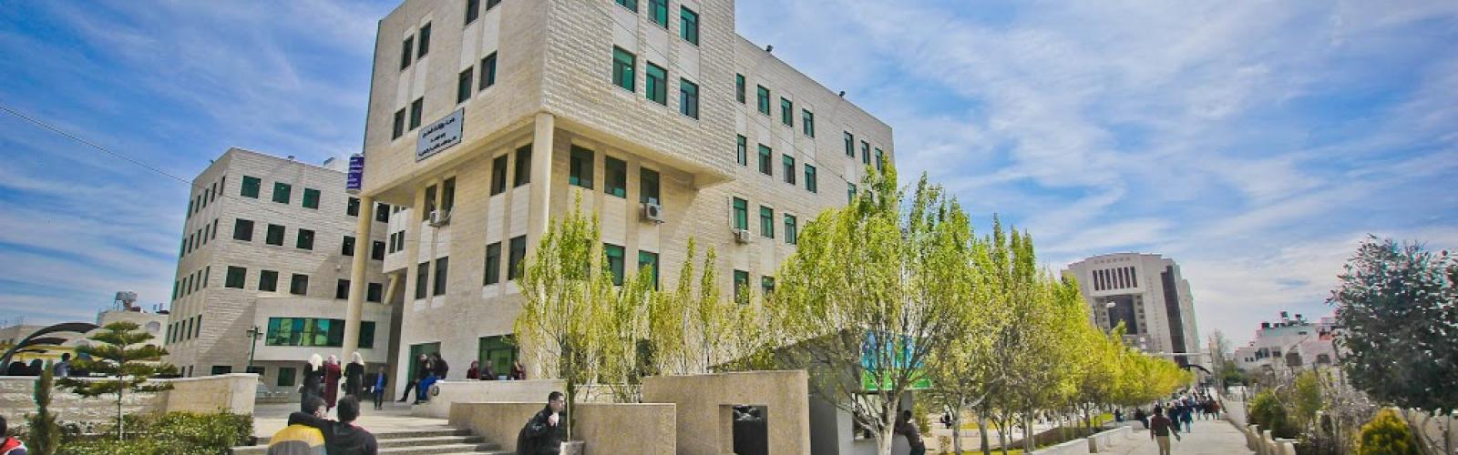تأثير عسكرة جامعة بوليتكنك فلسطين على حرية الرأي
